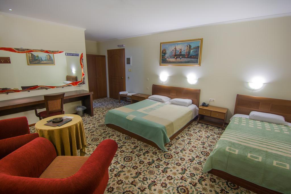Hotel Alexandros Doxato Buitenkant foto