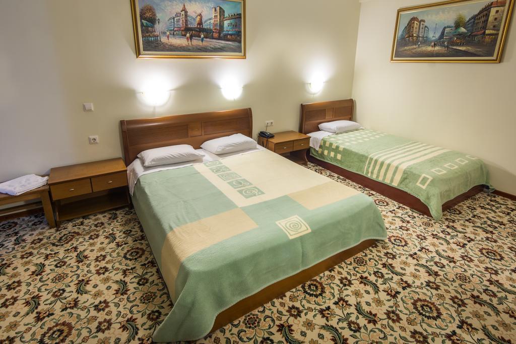Hotel Alexandros Doxato Buitenkant foto